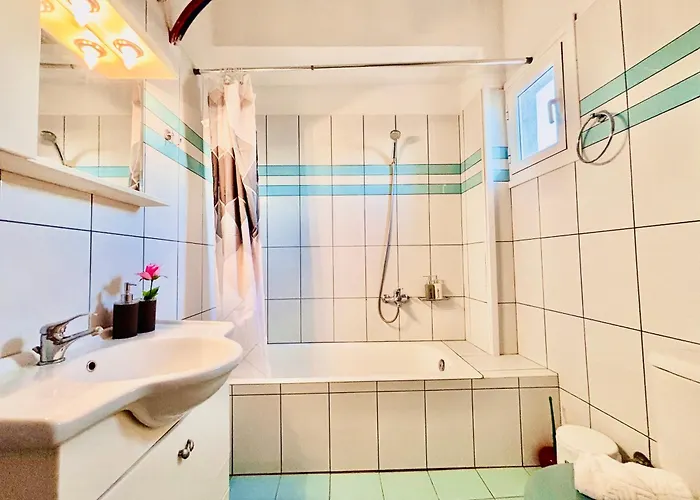 Anemeli 2-bedroom Apartment,