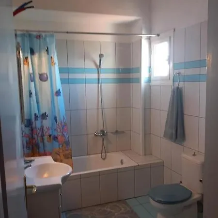 Apartment Beachside Retro Stoupa