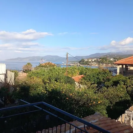 Apartment Beachside Retro Stoupa