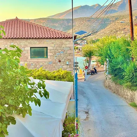 Anemeli 2-bedroom Apartment, Stoúpa
