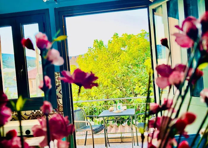 Anemeli 2-bedroom Apartment, * Stoúpa