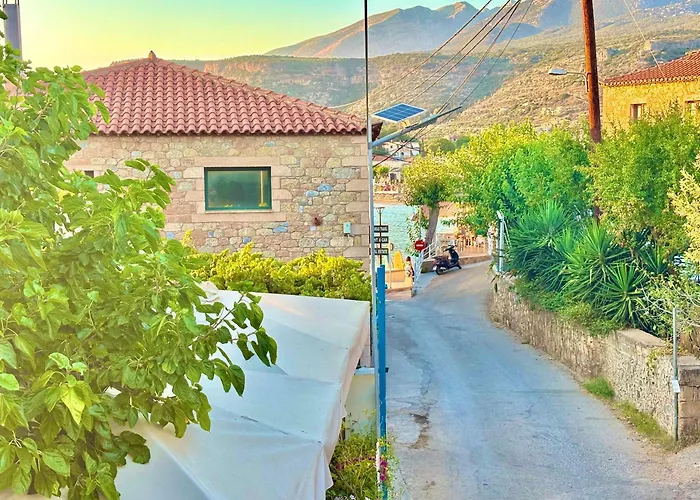 Anemeli 2-bedroom Apartment, Stoúpa